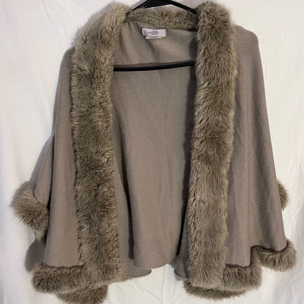 “Lake Shore Drive” Tan Faux Fur Shawl